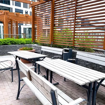 Apartament Aseman Portti